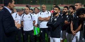 بعد خروج محمد صلاح، أسباب مخاوف اللاعبين من اللعب على العشب الصناعي